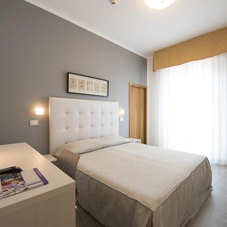 Hotel Iride & Spa Cesenatico Eksteriør billede