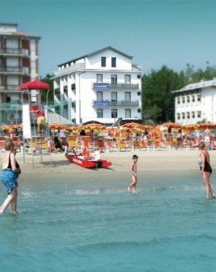 Hotel Iride & Spa Cesenatico Eksteriør billede