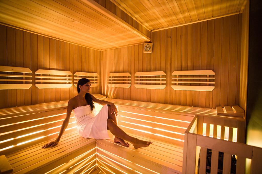 Hotel Iride & Spa Cesenatico Eksteriør billede