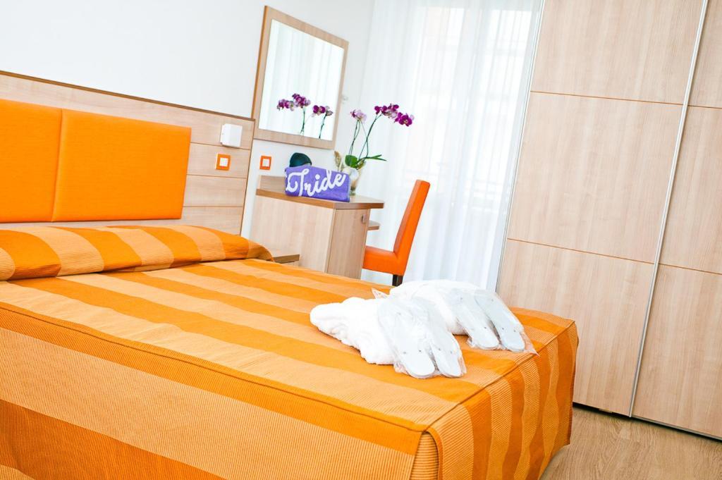 Hotel Iride & Spa Cesenatico Værelse billede