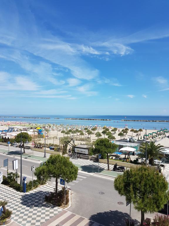 Hotel Iride & Spa Cesenatico Eksteriør billede